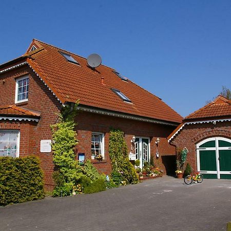 Kapitanshaus Apartment Neuharlingersiel Exterior photo